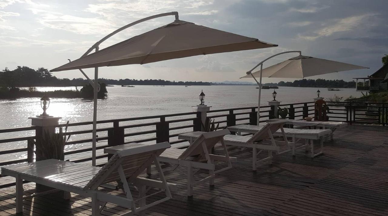 Golden Hotel Dondet Muang Không Eksteriør billede