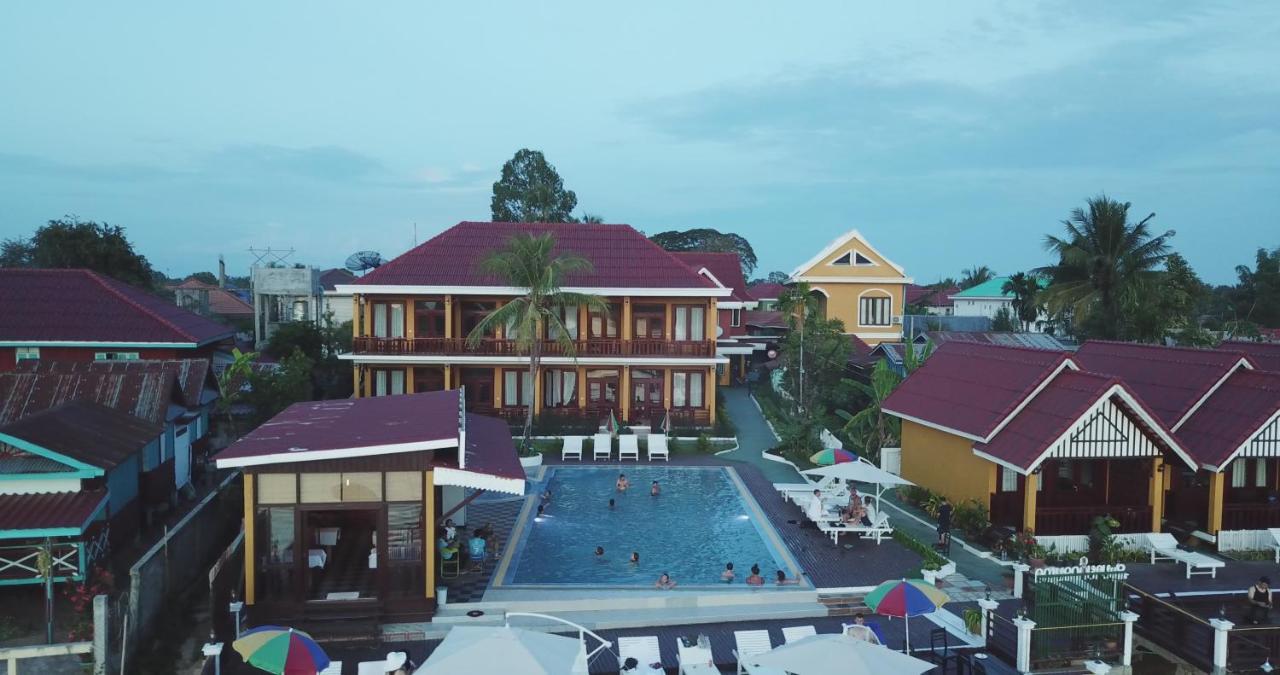 Golden Hotel Dondet Muang Không Eksteriør billede